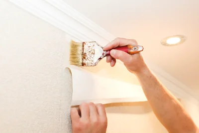 Pose de papier peint à Uchon — revêtements muraux et toiles de verre